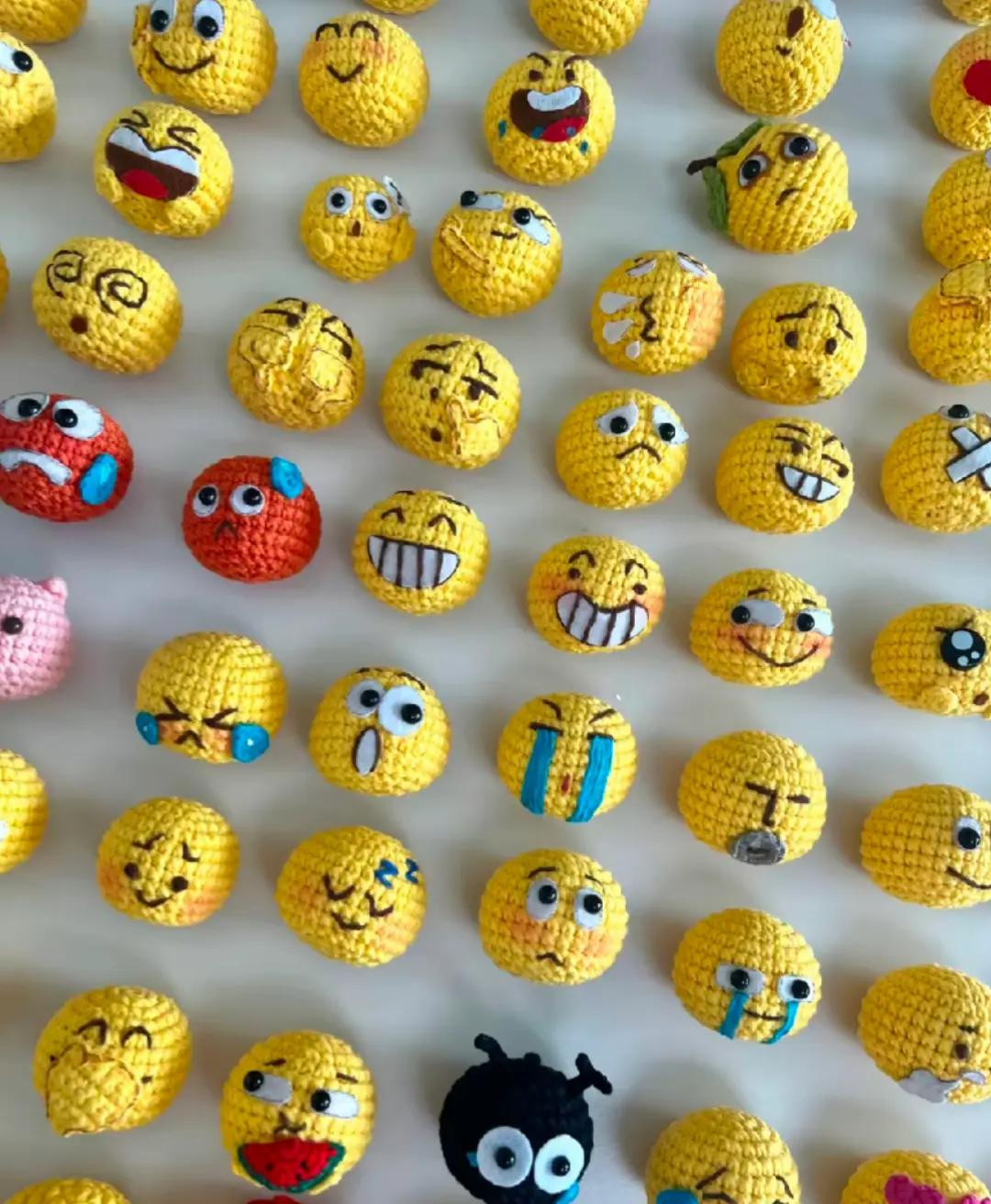 Crochet Emoji Collection: Expressive Faces in Vibrant Yarn Creations