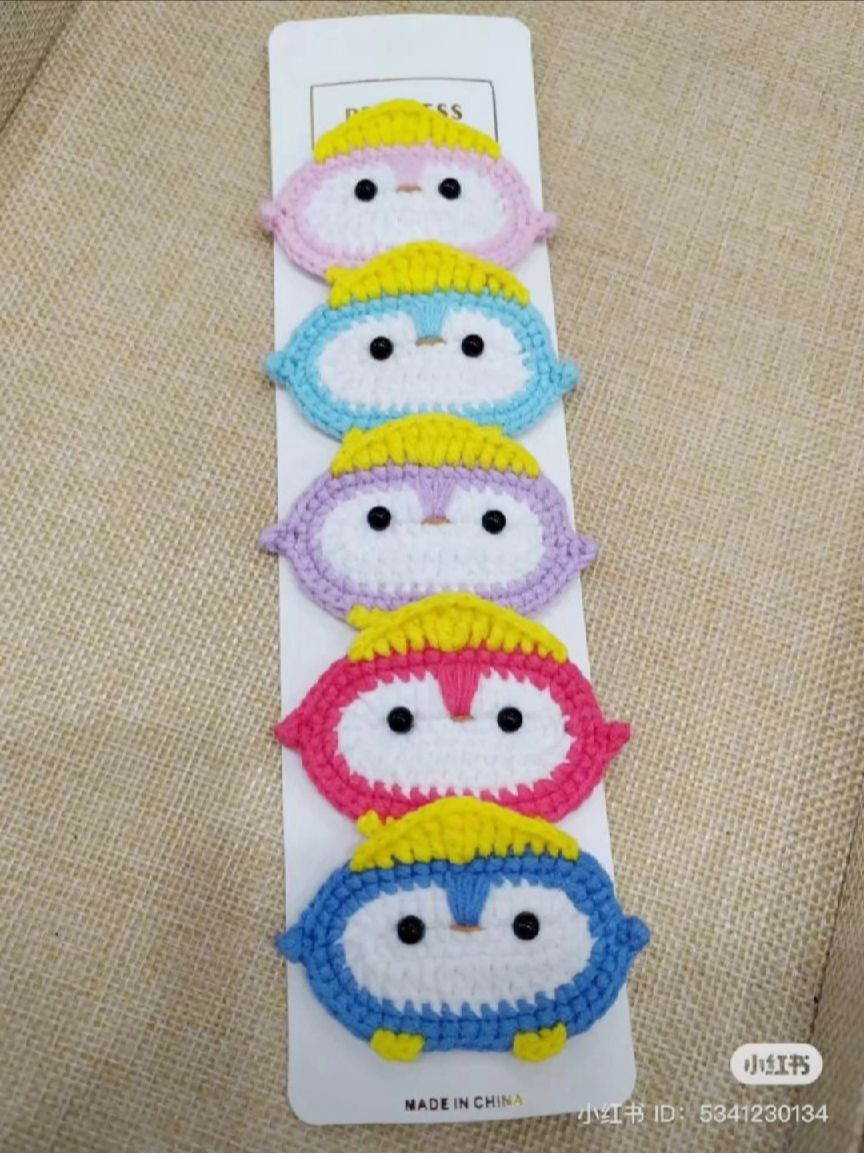 Crochet Floral Hair Clips with Red and White Petals