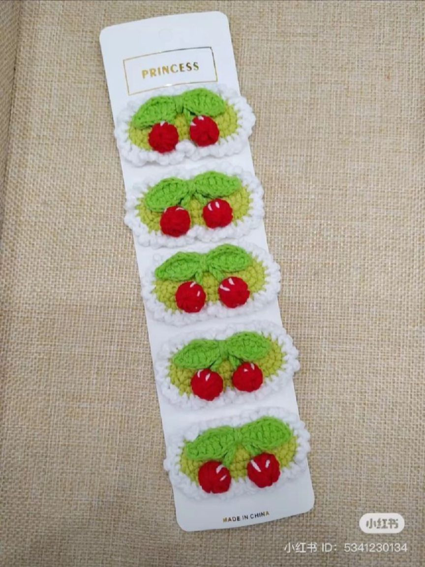 Crochet Floral Hair Clips with Red and White Petals