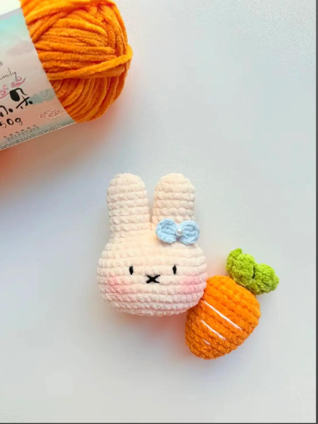 Crochet Panda and Bunny Amigurumi Pattern with Yarn