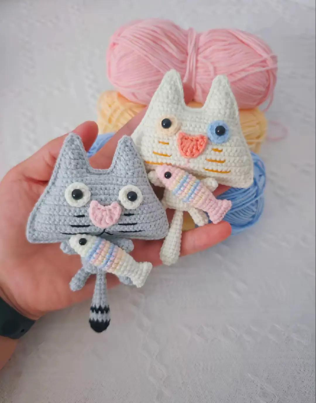 Crochet Panda and Bunny Amigurumi Pattern with Yarn