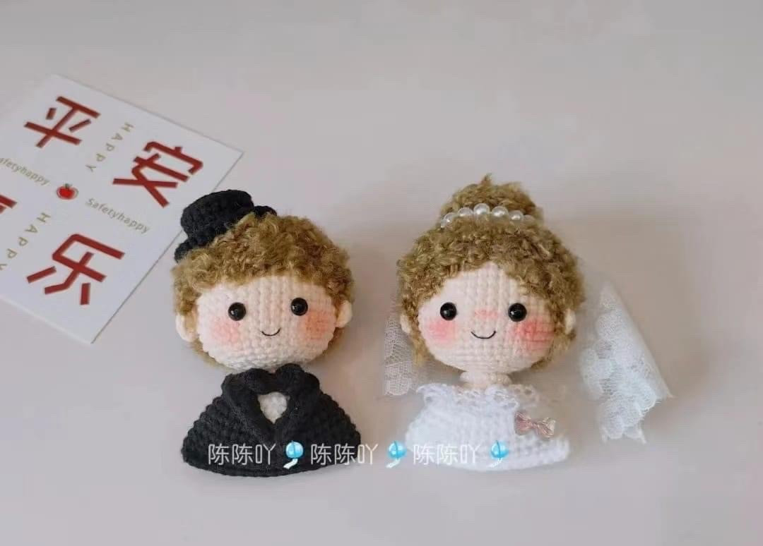 Crochet Pattern for Adorable Bride and Groom Dolls
