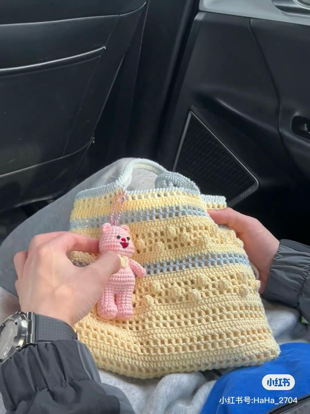 Crochet Tote Bag with Bow and Bear Charm Design