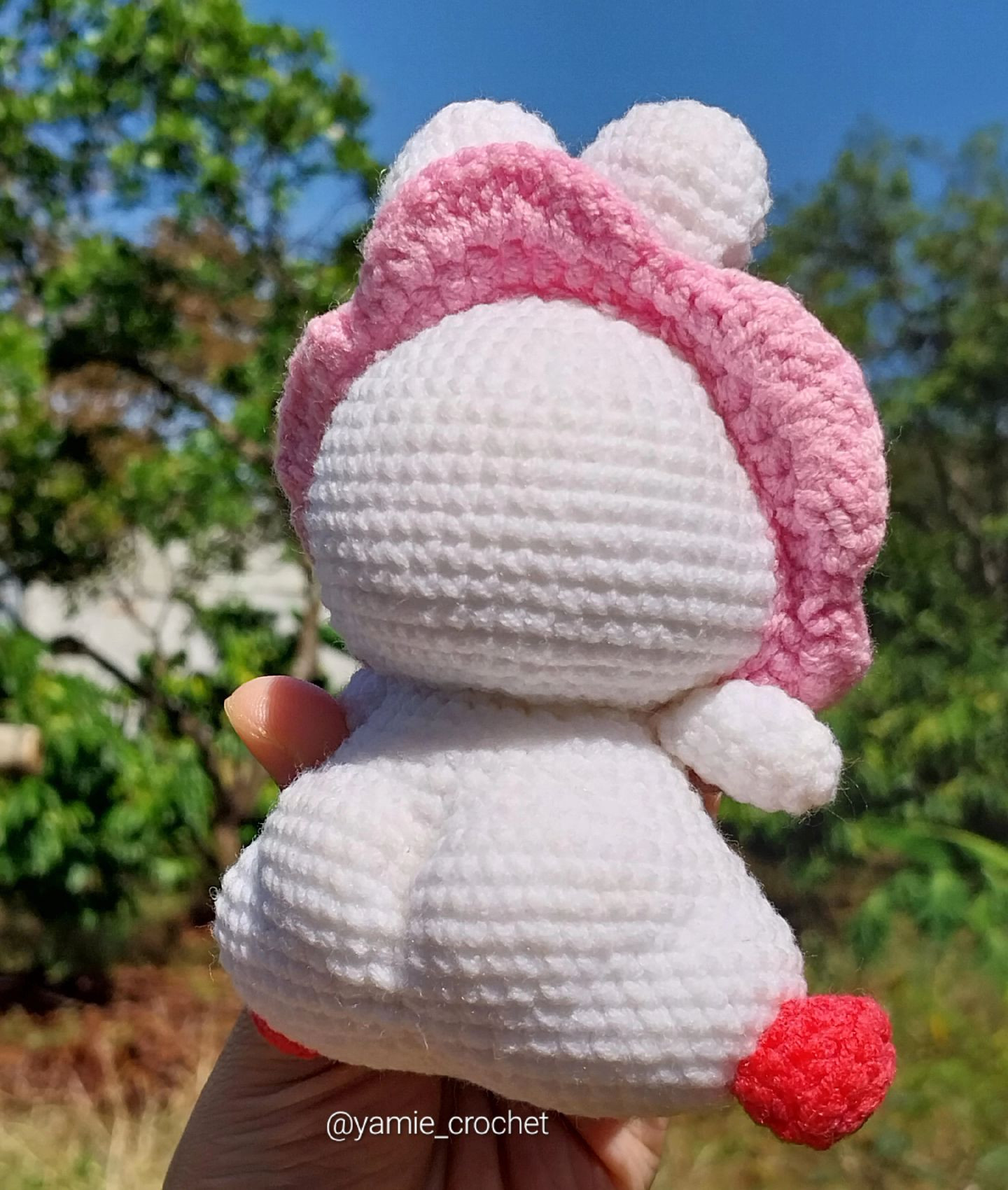 Cute Bunny with Pink Ears Crochet Pattern for Beginners