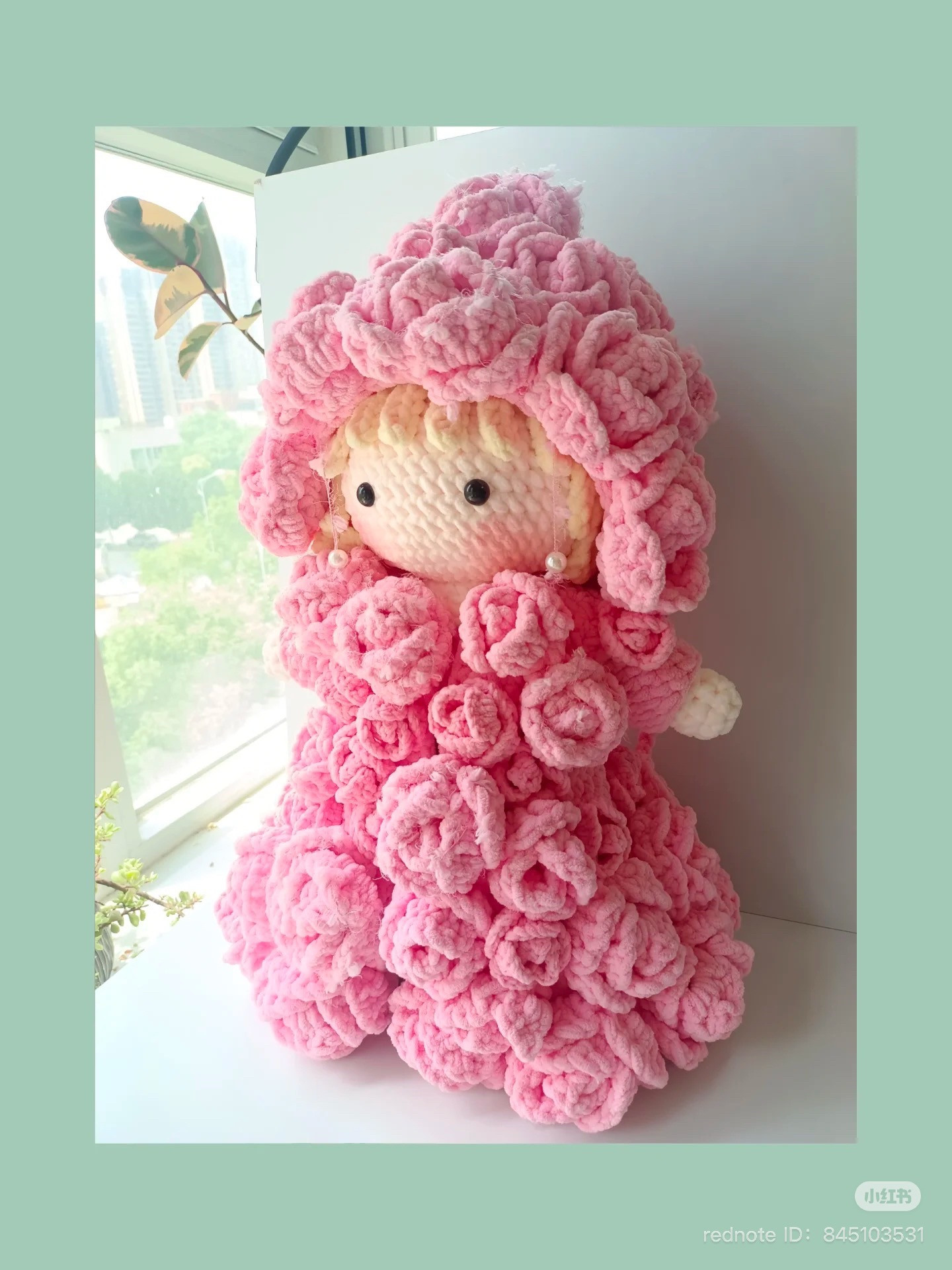 Cute Crochet Dolls with Striped Outfits and Accessories