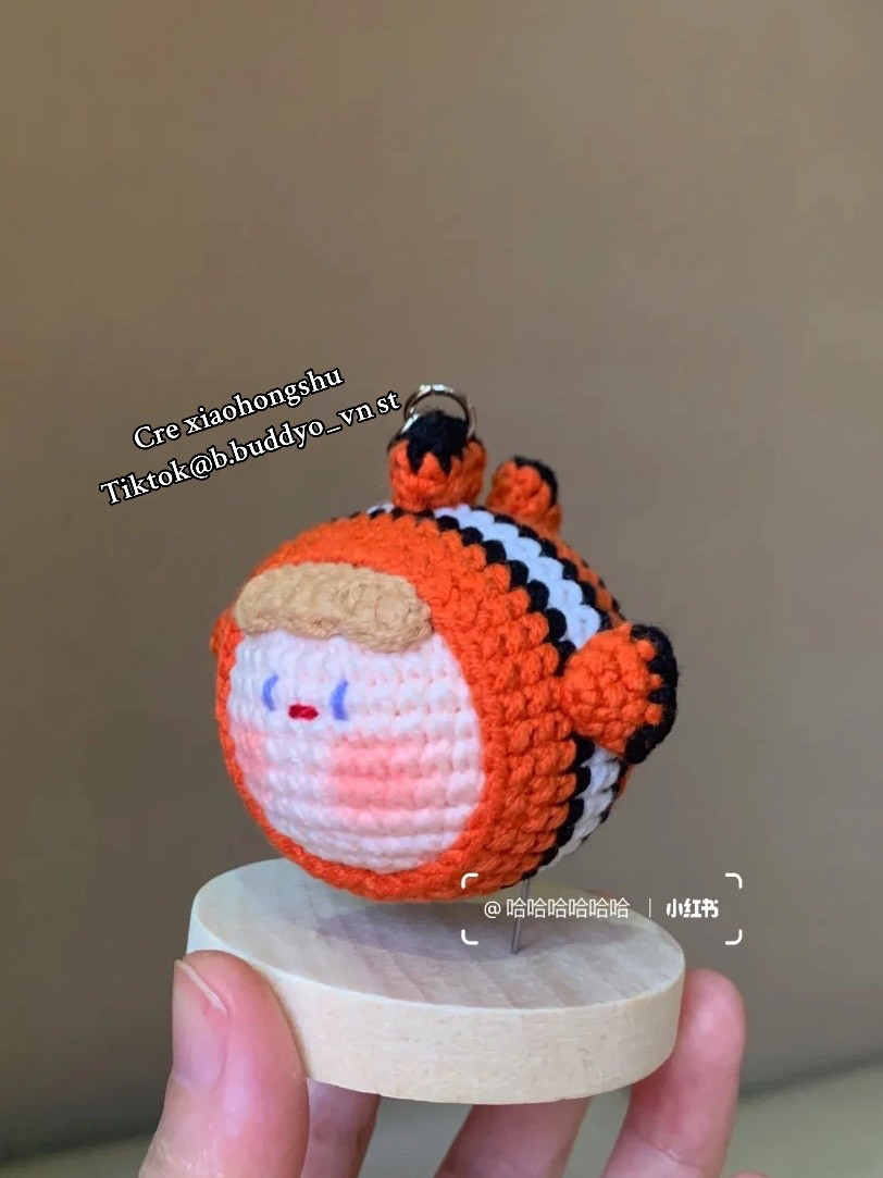 Cute Crochet Fish Keychain Pattern for Beginners