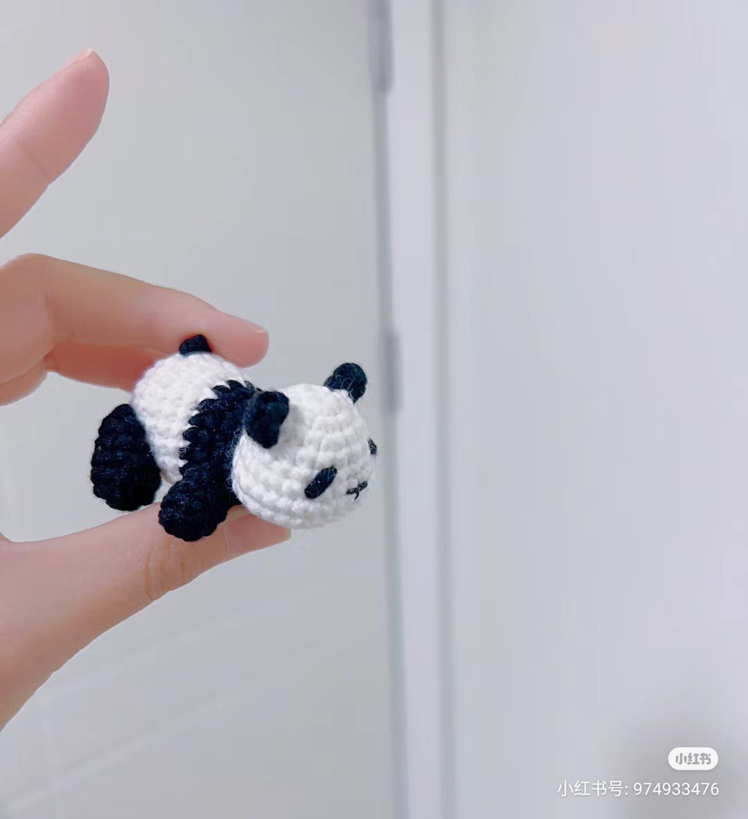 Cute Crochet Panda: Shoulder Companion Pattern