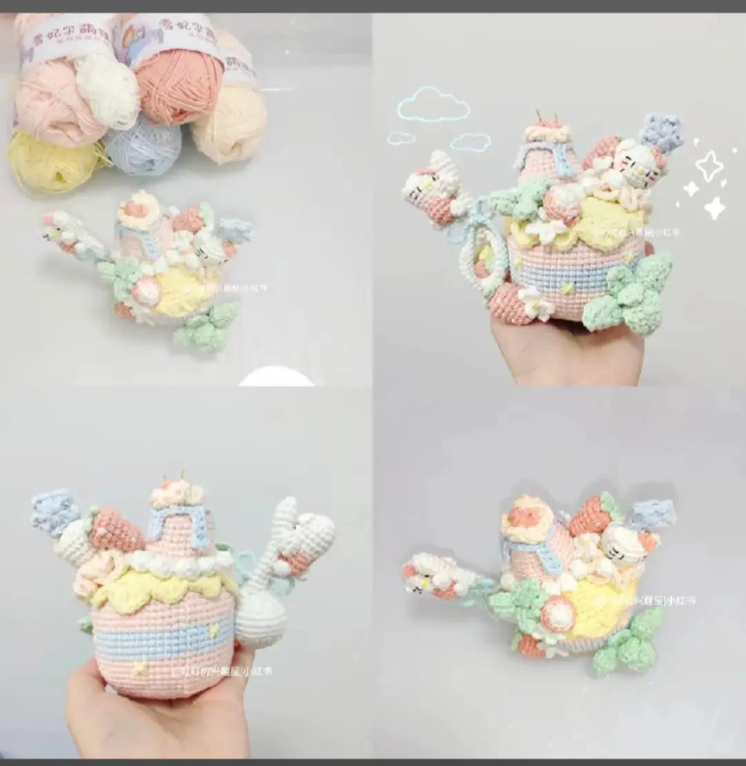 Cute Crocheted Hot Air Balloon with Animals Pattern