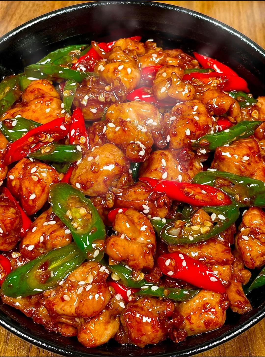 Đùi gà sốt cay ngọt hấp dẫn