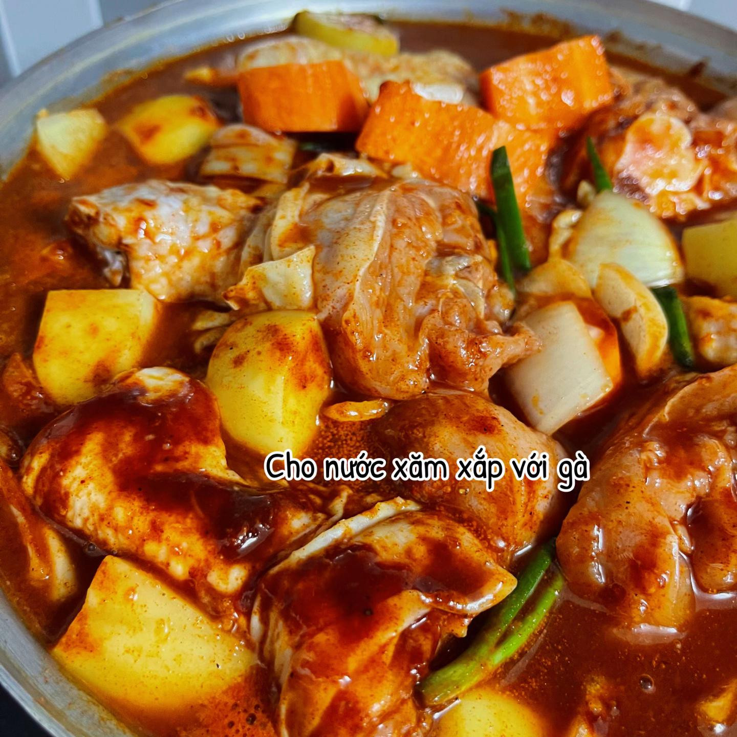 GÀ NẤU CAY HÀN QUỐC