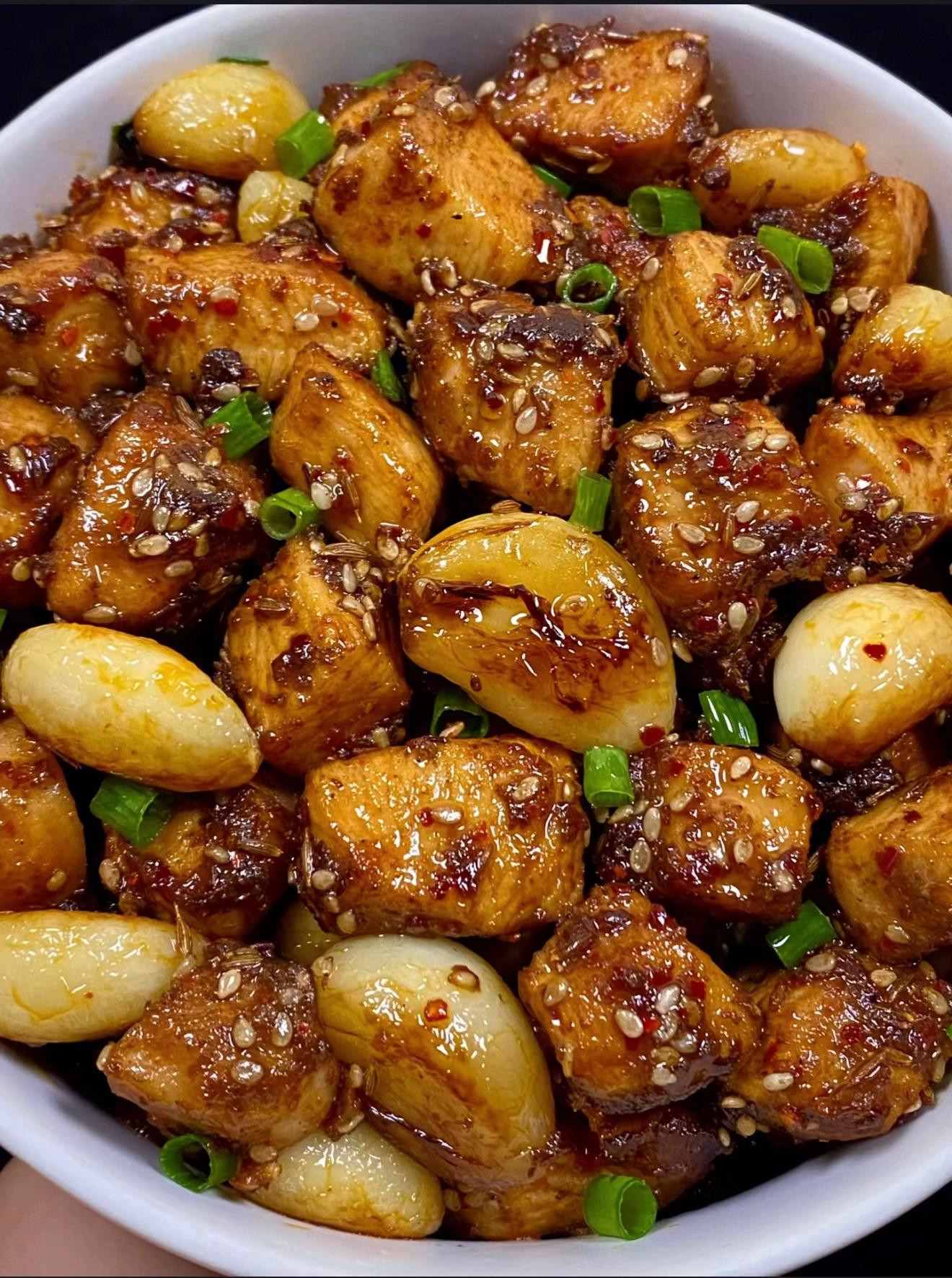 Gà Nướng Tỏi Mật Ong Thơm Lừng