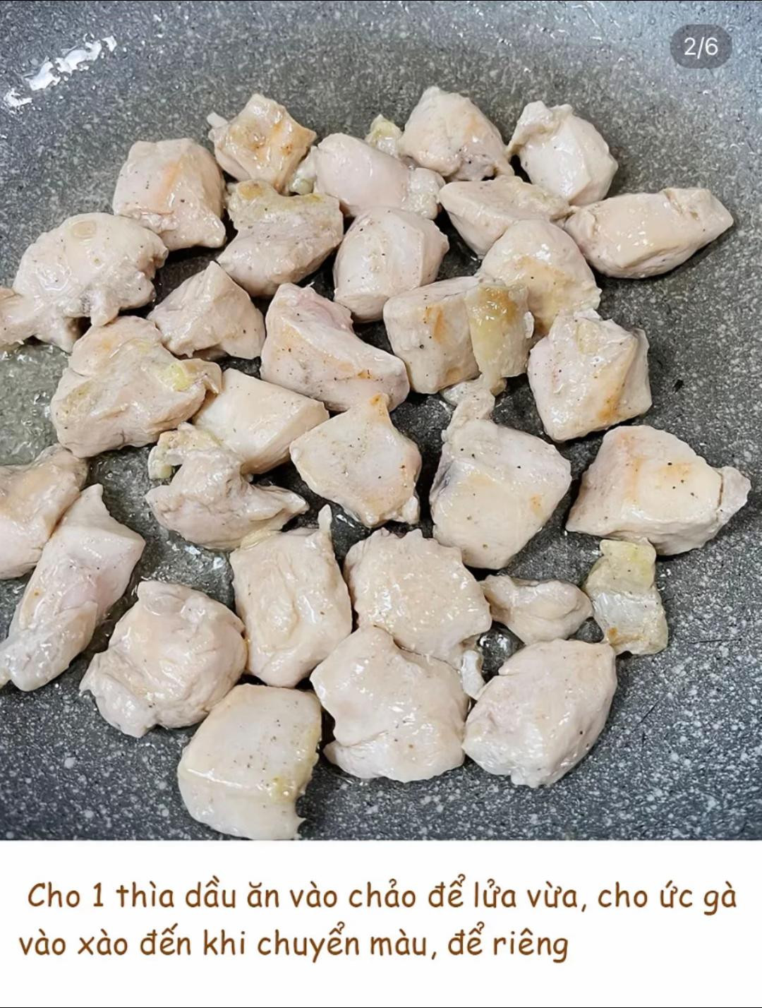 Gà Xào Nấm Thơm Ngon Đậm Đà