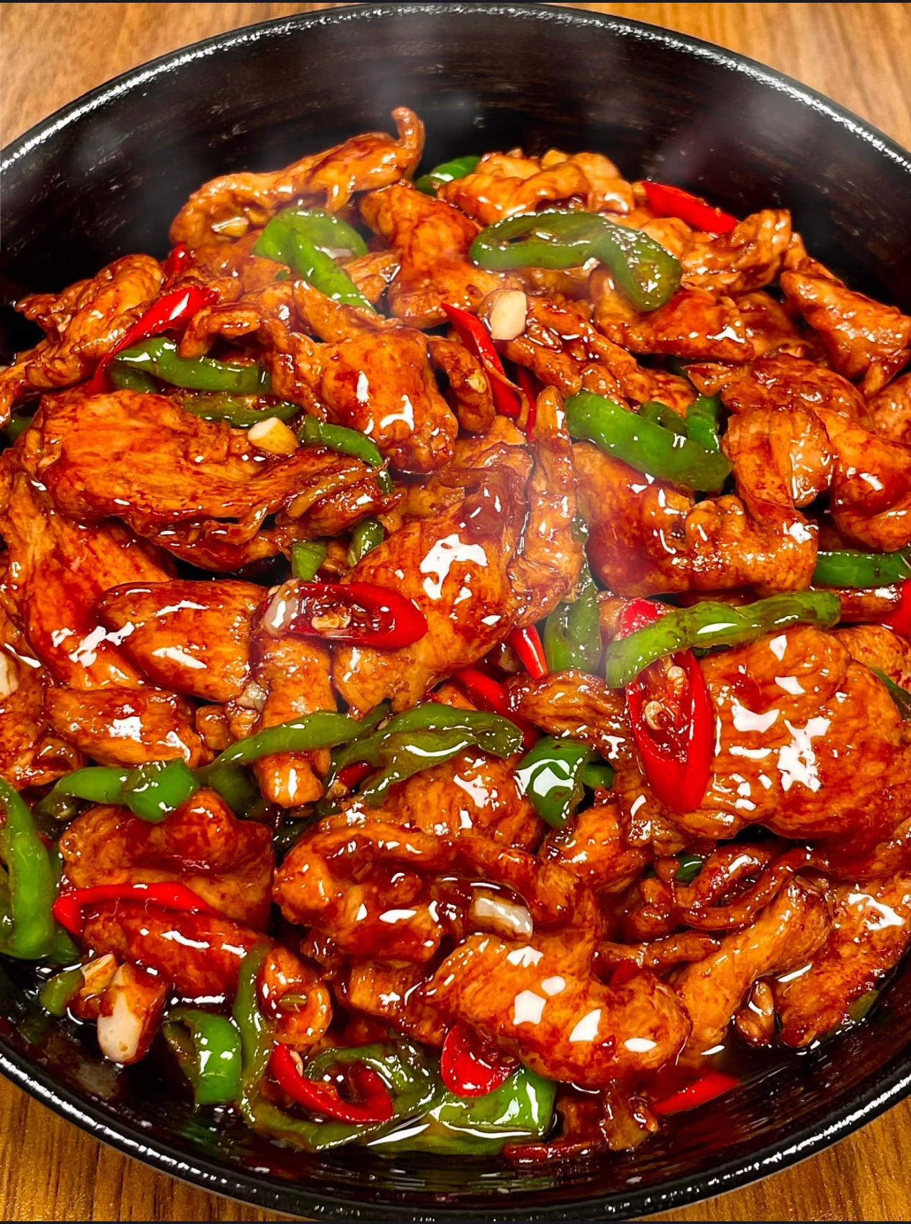 Gà Xào Ớt Chuông Ngọt Ngào Thơm Lừng