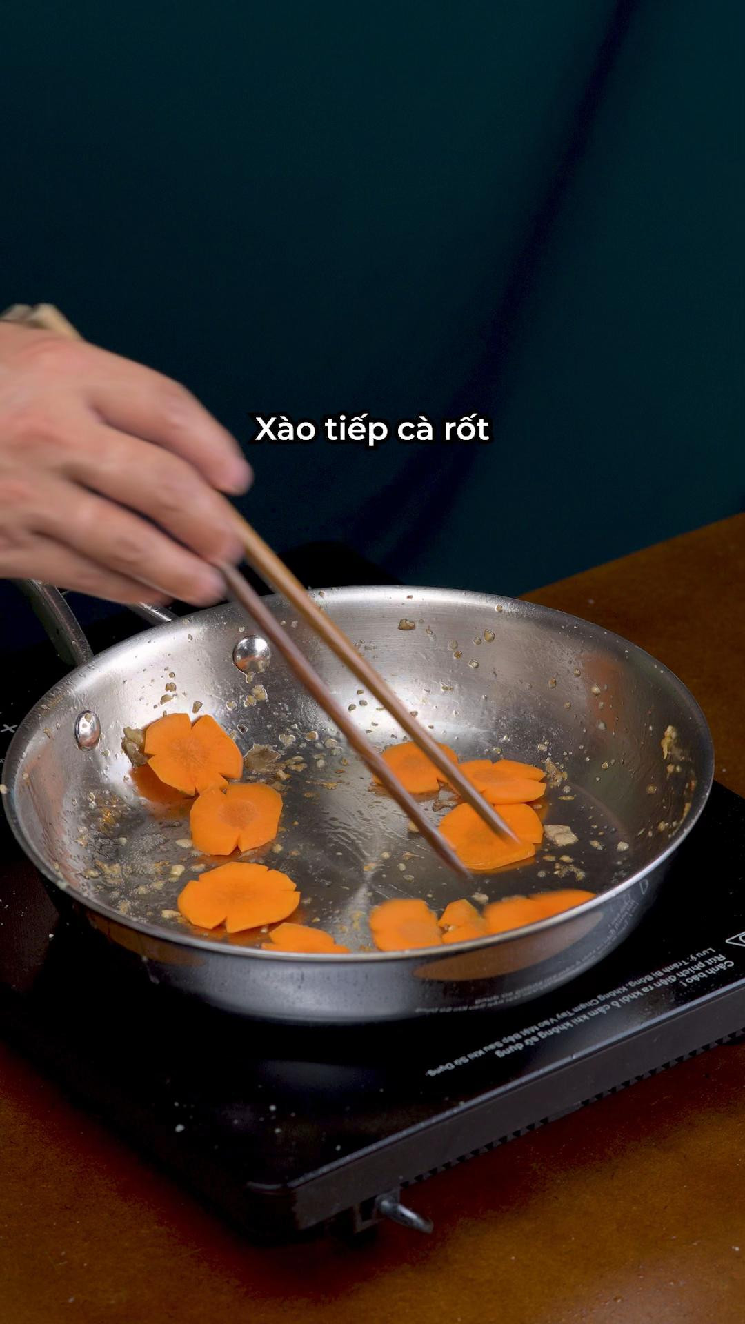 Mì Quảng Chay Thơm Lừng Xốt Tương Mè