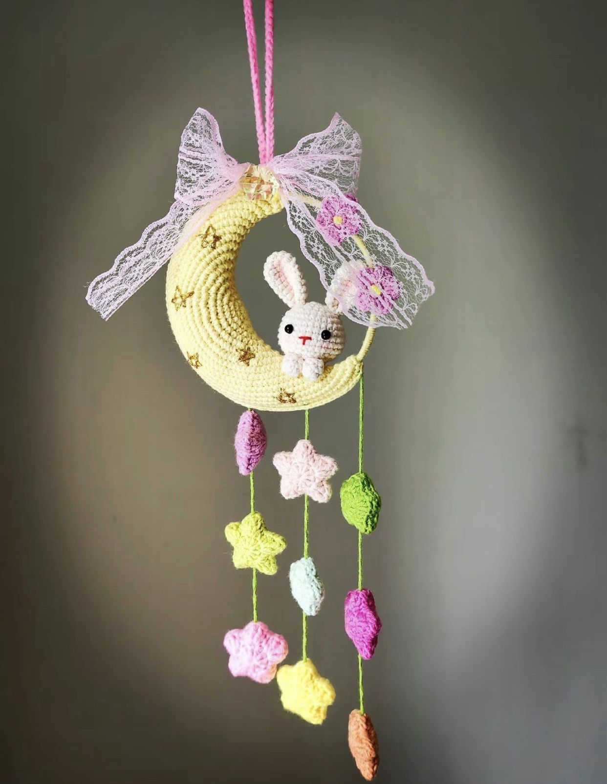 Móc len mặt trăng và thỏ dễ thương trang trí phòng