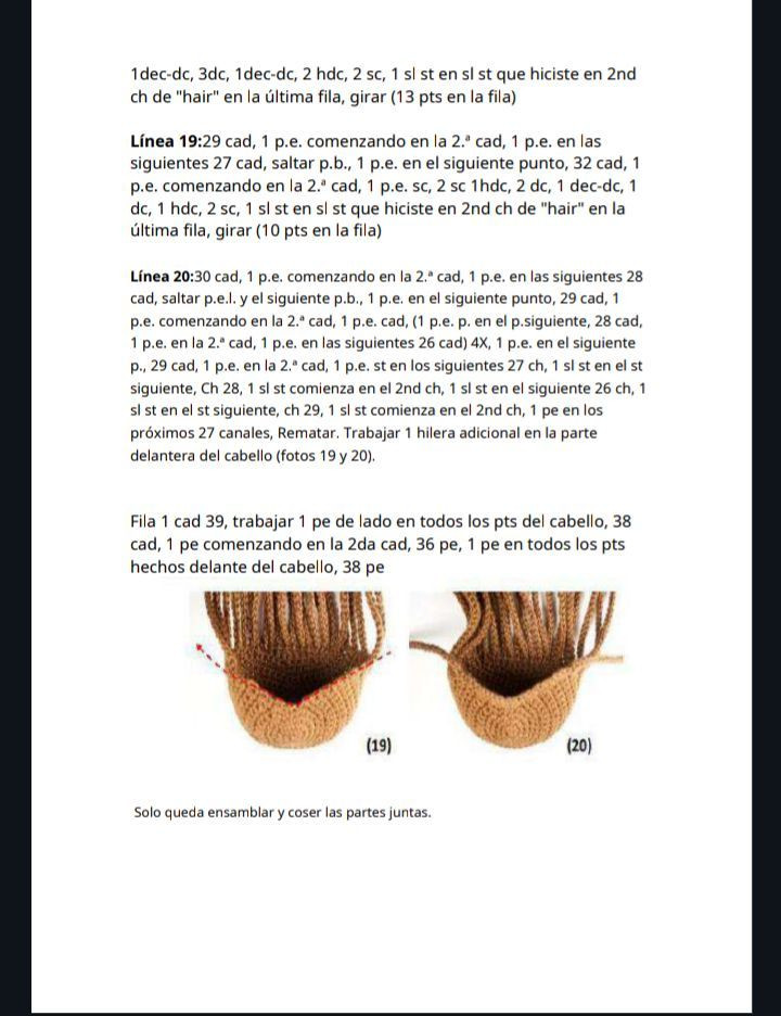 Muñeca de ganchillo con vestido azul y sombrero de flores