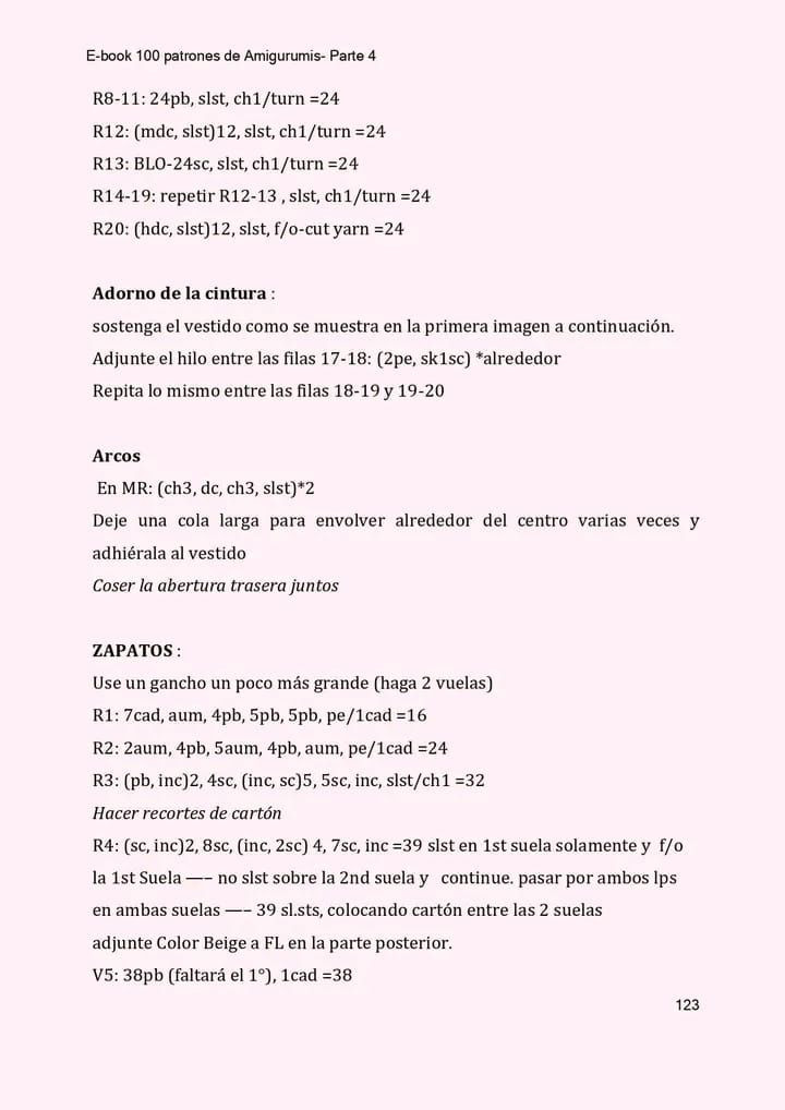 Muñeca de ganchillo con vestido y sombrero elegante