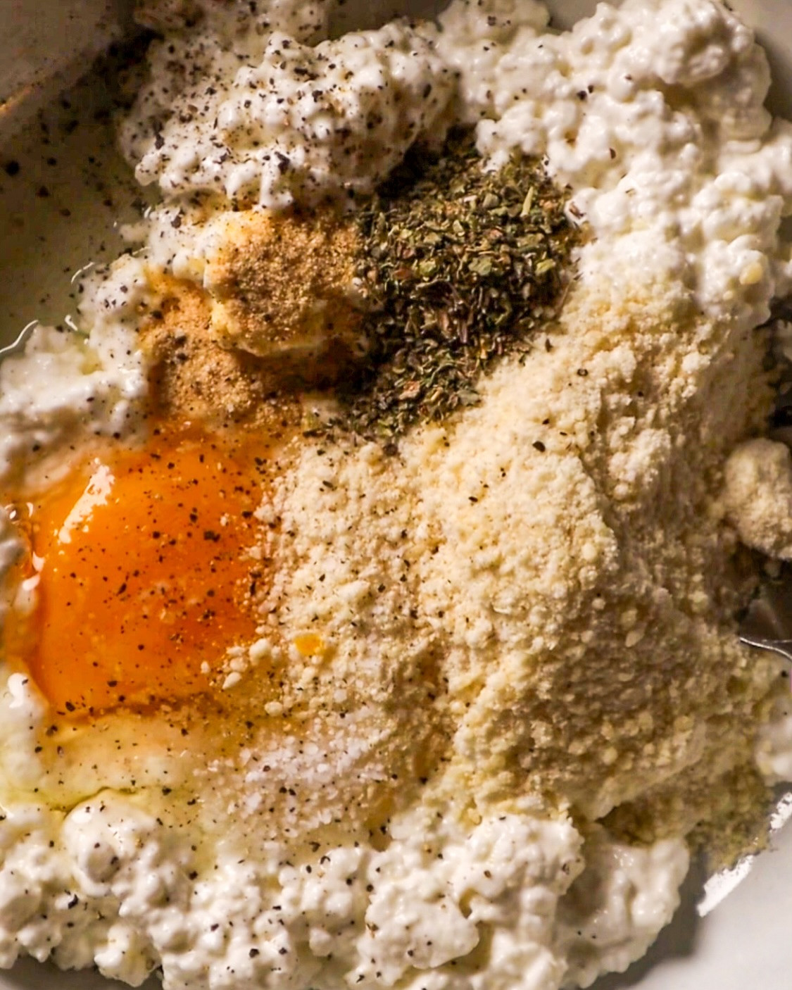 Savory Chicken Bacon Ranch Pesto Flatbread Delight