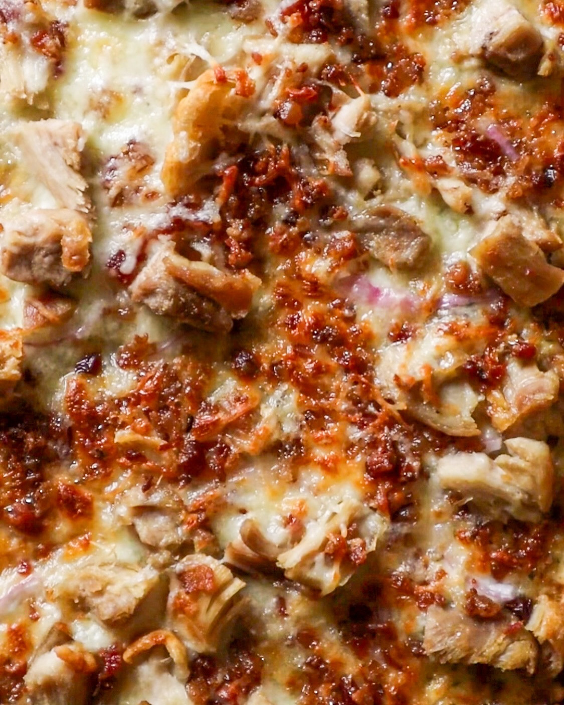 Savory Chicken Bacon Ranch Pesto Flatbread Delight