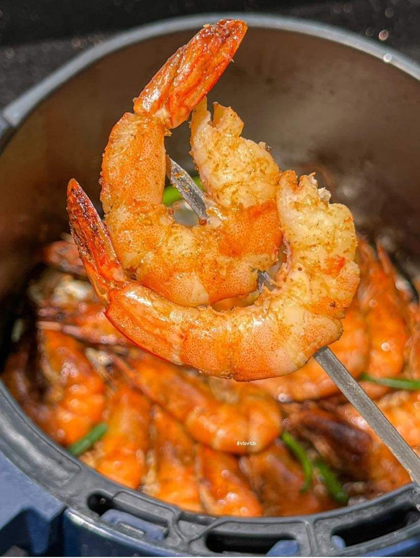 Tôm Nướng Giòn Tan Bằng Nồi Chiên Không Dầu