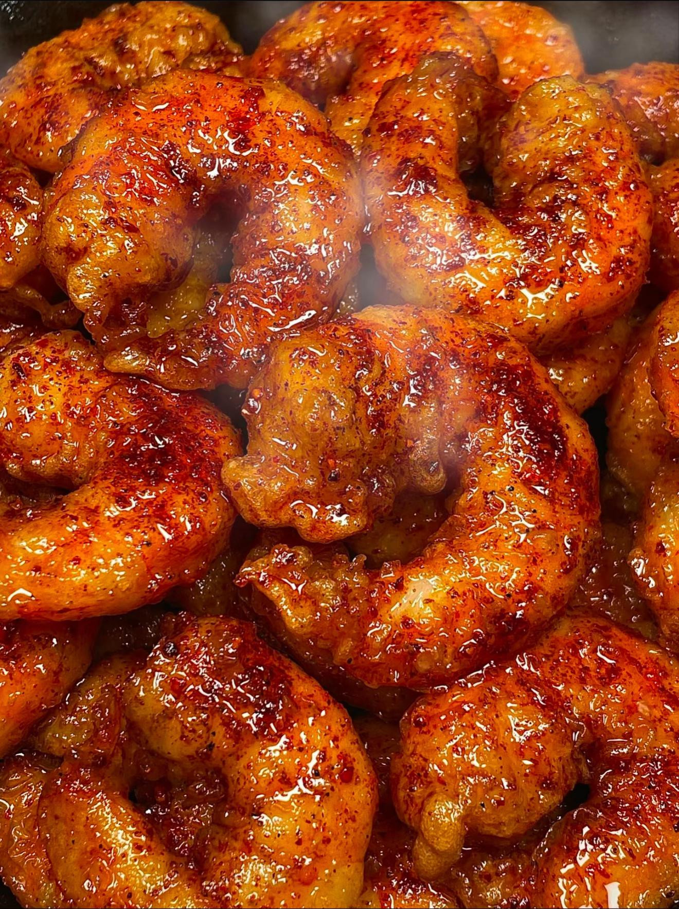 Tôm sốt ngọt cay, chinh phục mọi giác quan