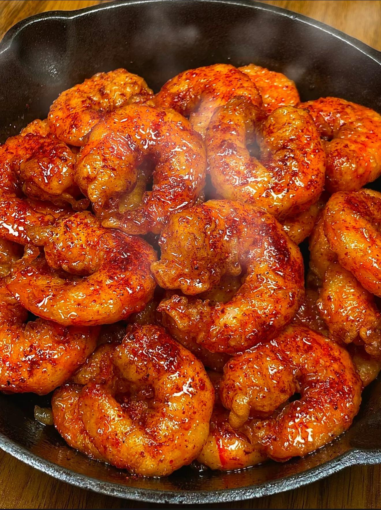 Tôm sốt ngọt cay, chinh phục mọi giác quan