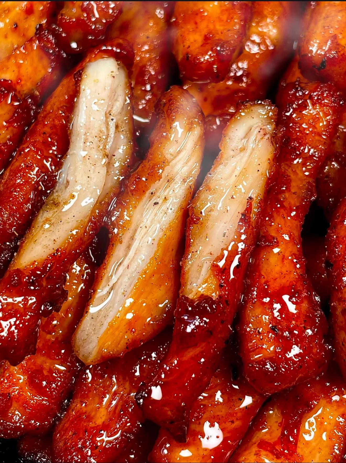 Ức gà ngọt mềm sốt mật ong cay