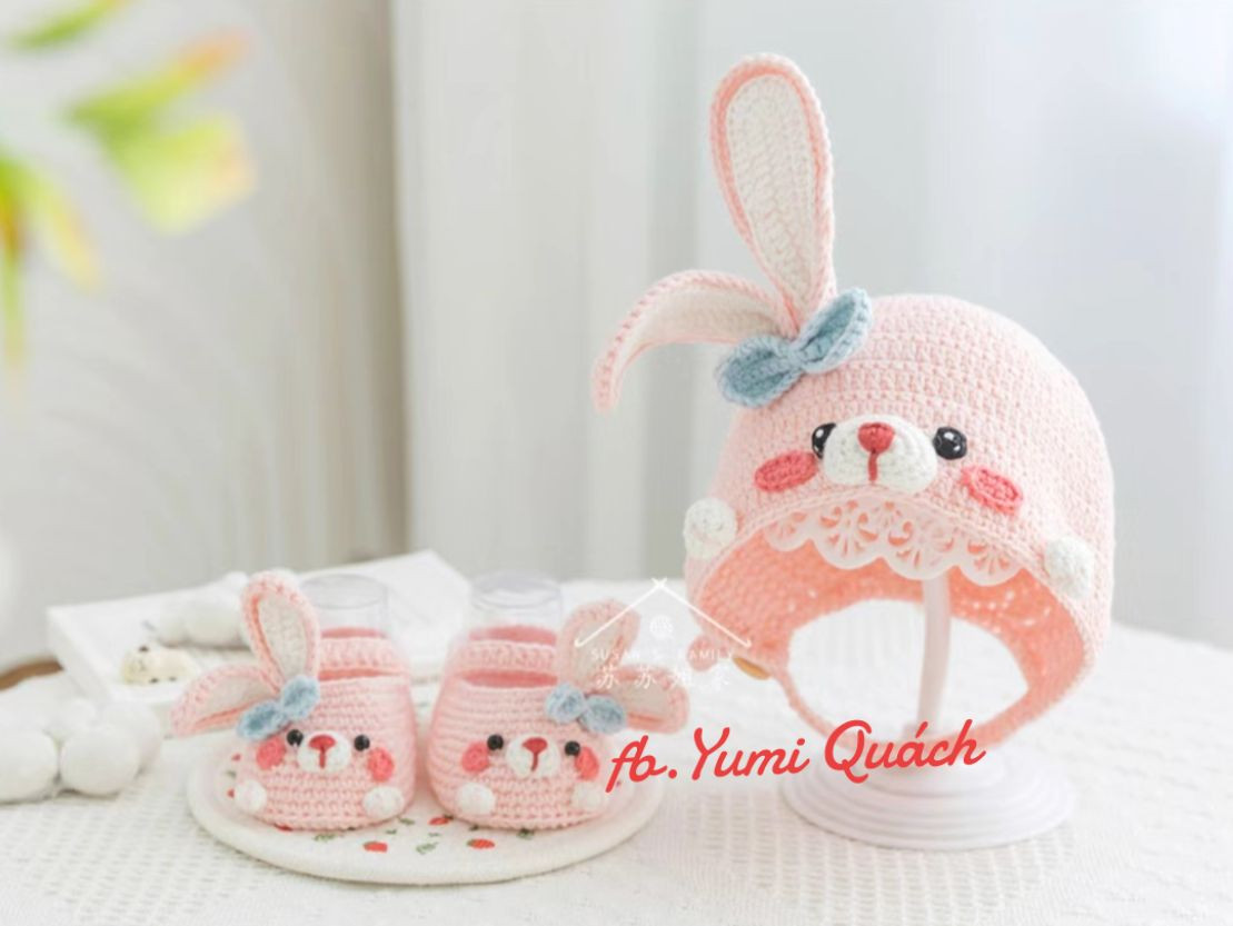 Adorable Crochet Bunny Hat and Booties Set for Babies