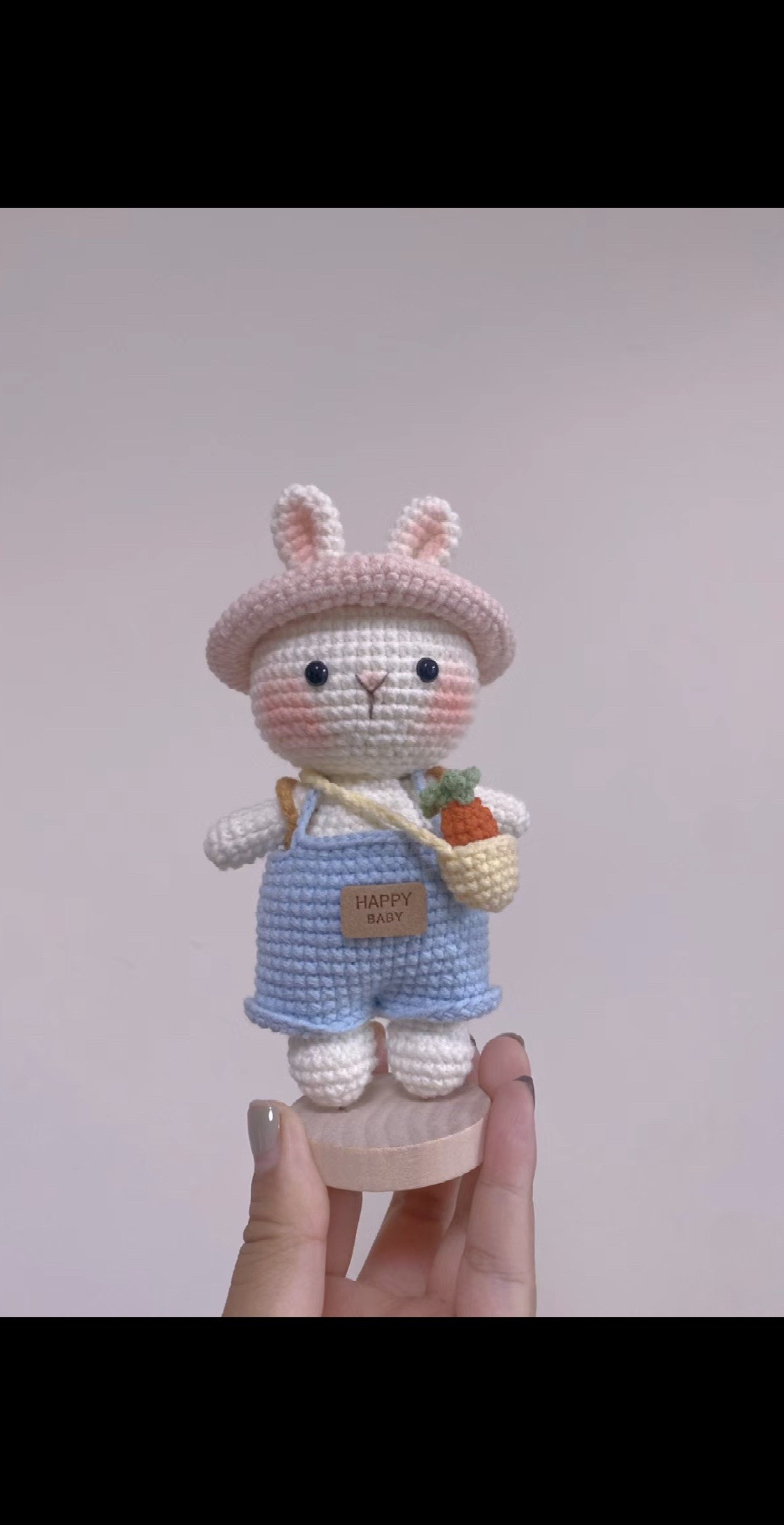Adorable Crochet Bunny Set with Accessories Pattern