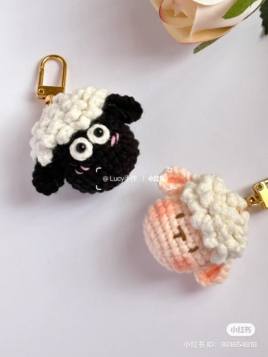 Adorable Crochet Sheep Keychain Pattern for Fun Crafting