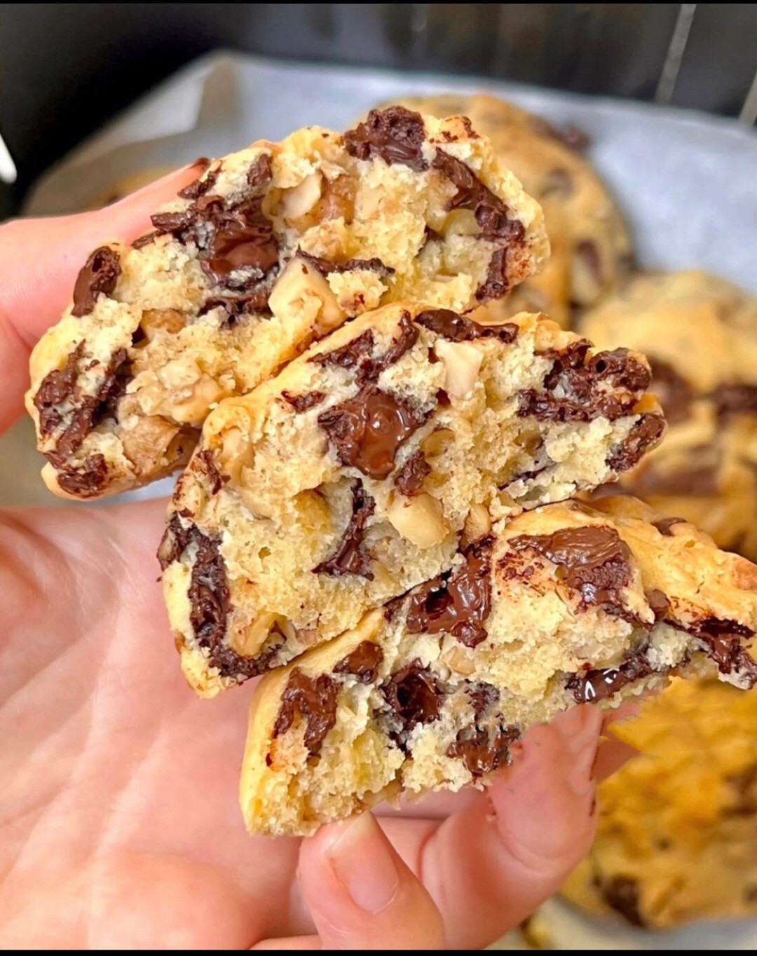 Bánh Quy Chocolate Chip Giòn Tan, Ngọt Ngào