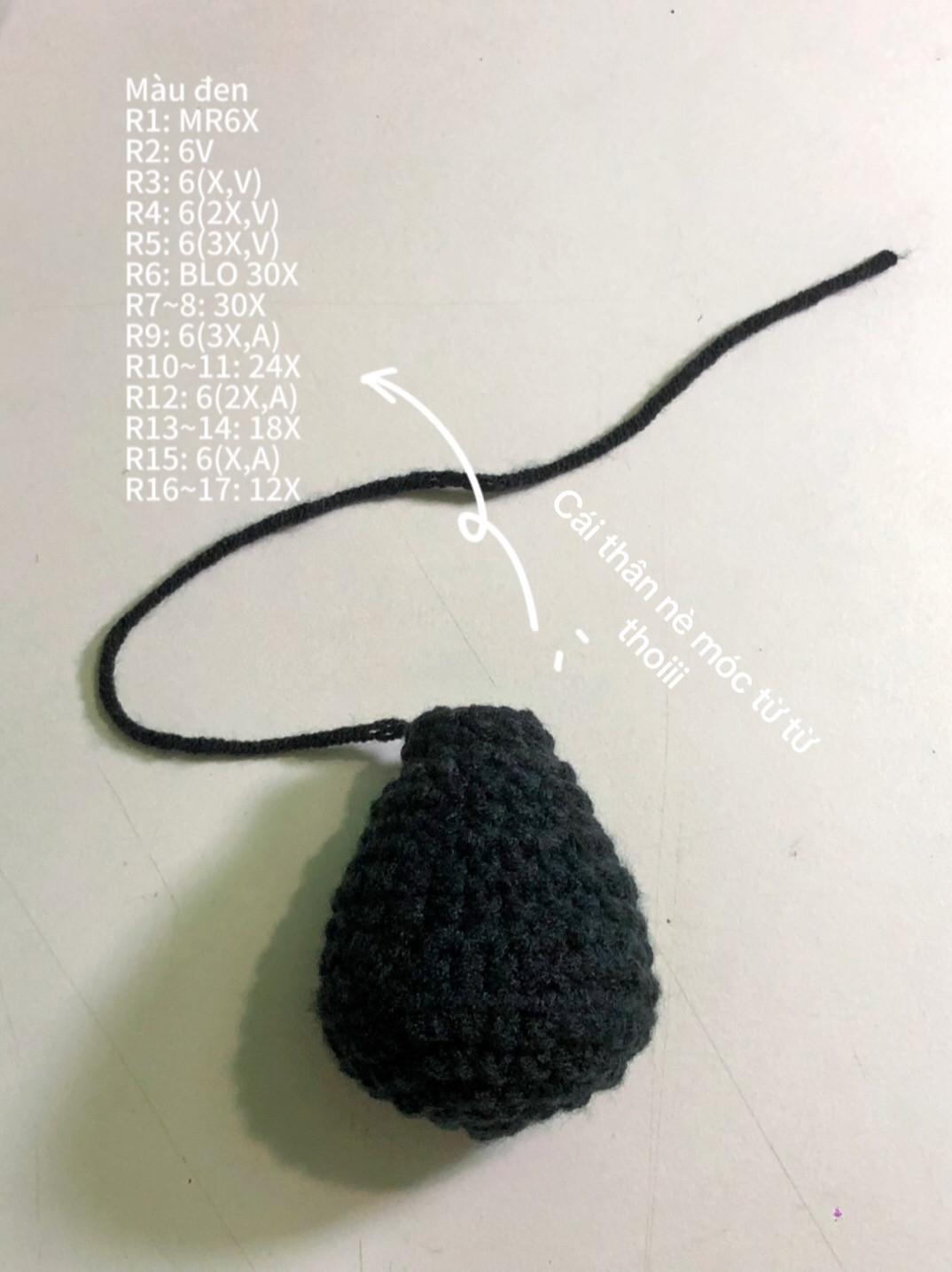 Búp bê len mô phỏng thần chết hài hước và đáng yêu