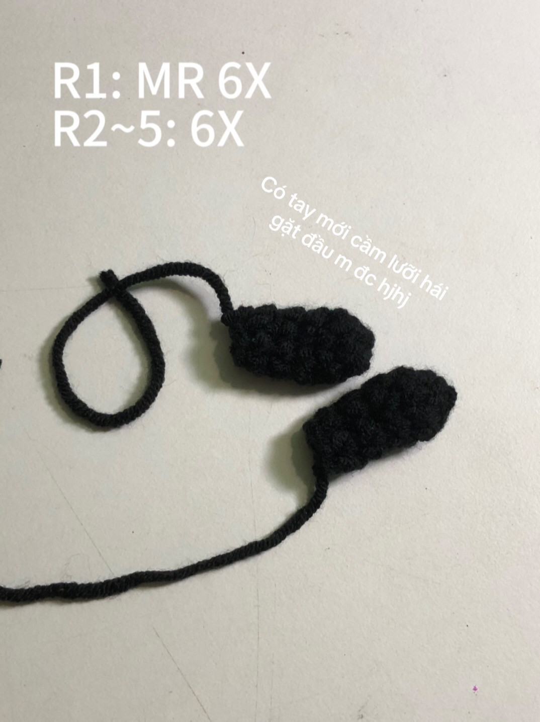 Búp bê len mô phỏng thần chết hài hước và đáng yêu