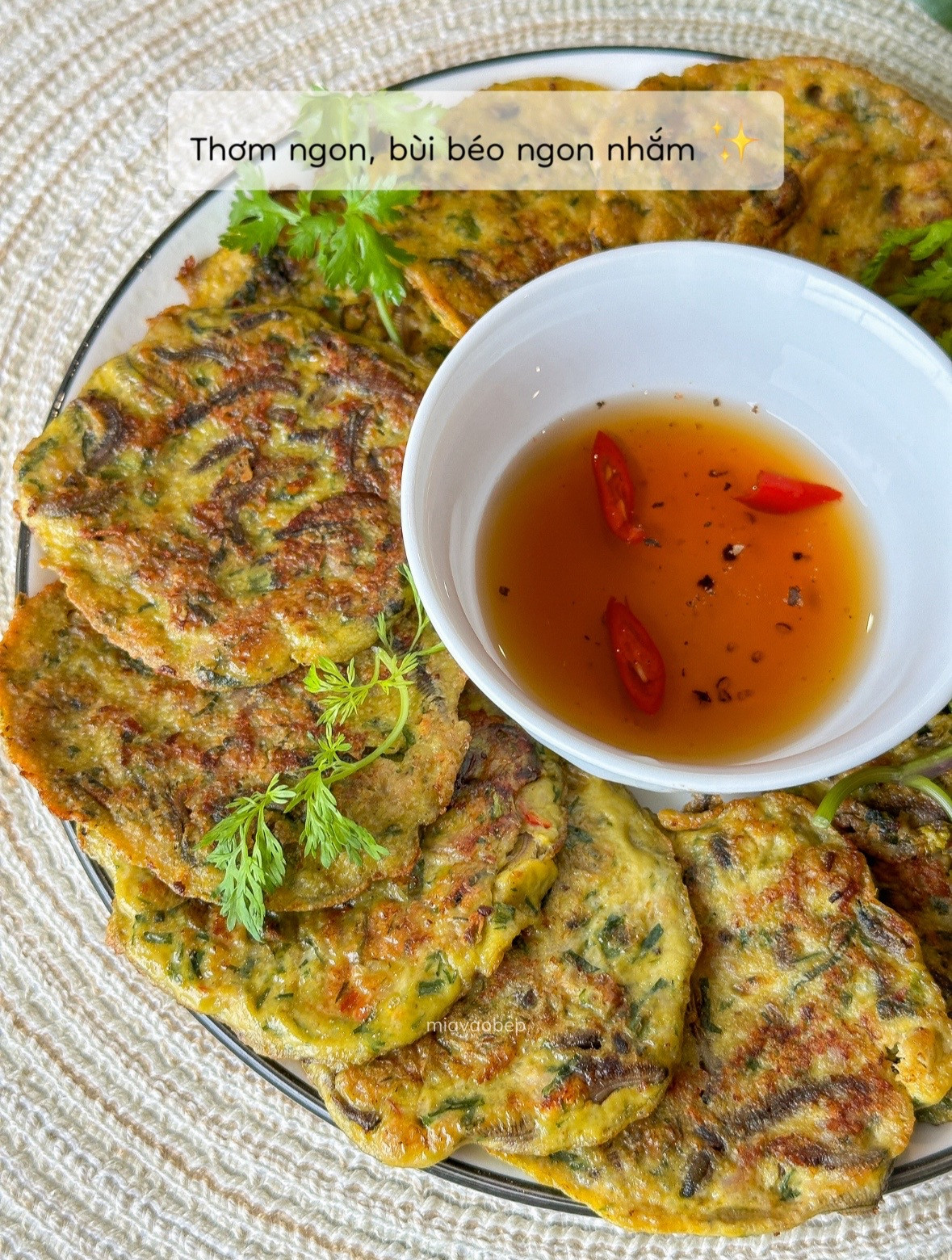 Cách làm chả rươi Hà Nội ngon nức