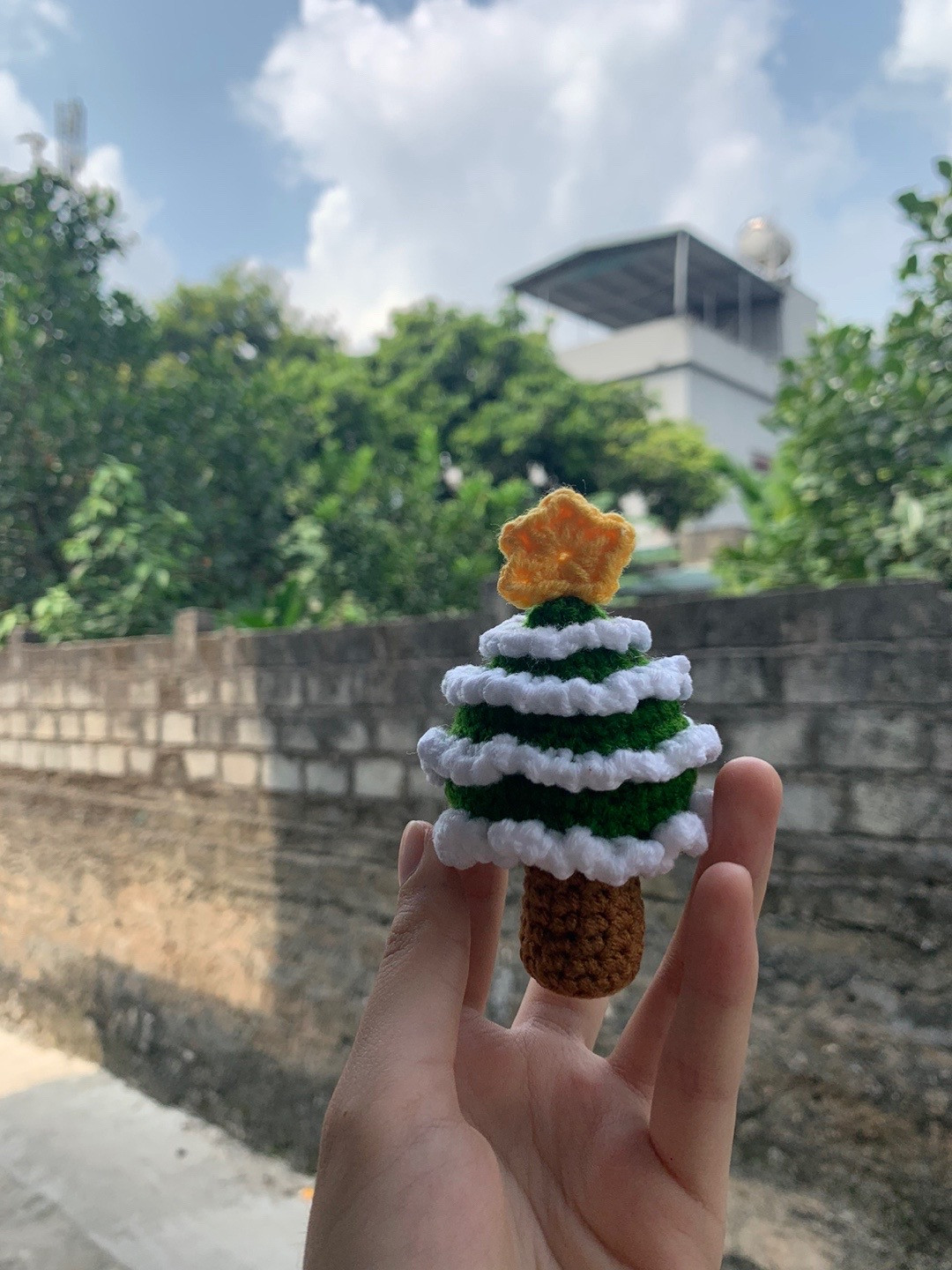 Cây thông len nhỏ xinh cho mùa lễ hội thêm ấm áp, vui tươi!