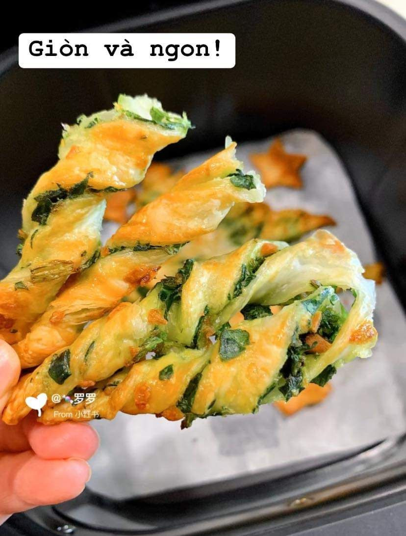 Cây Thông Noel Phô Mai Xúc Xích Giăm Bông Thơm Ngon