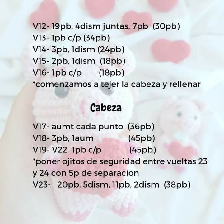 Cerdito adorable con corazón: patrón de crochet gratuito