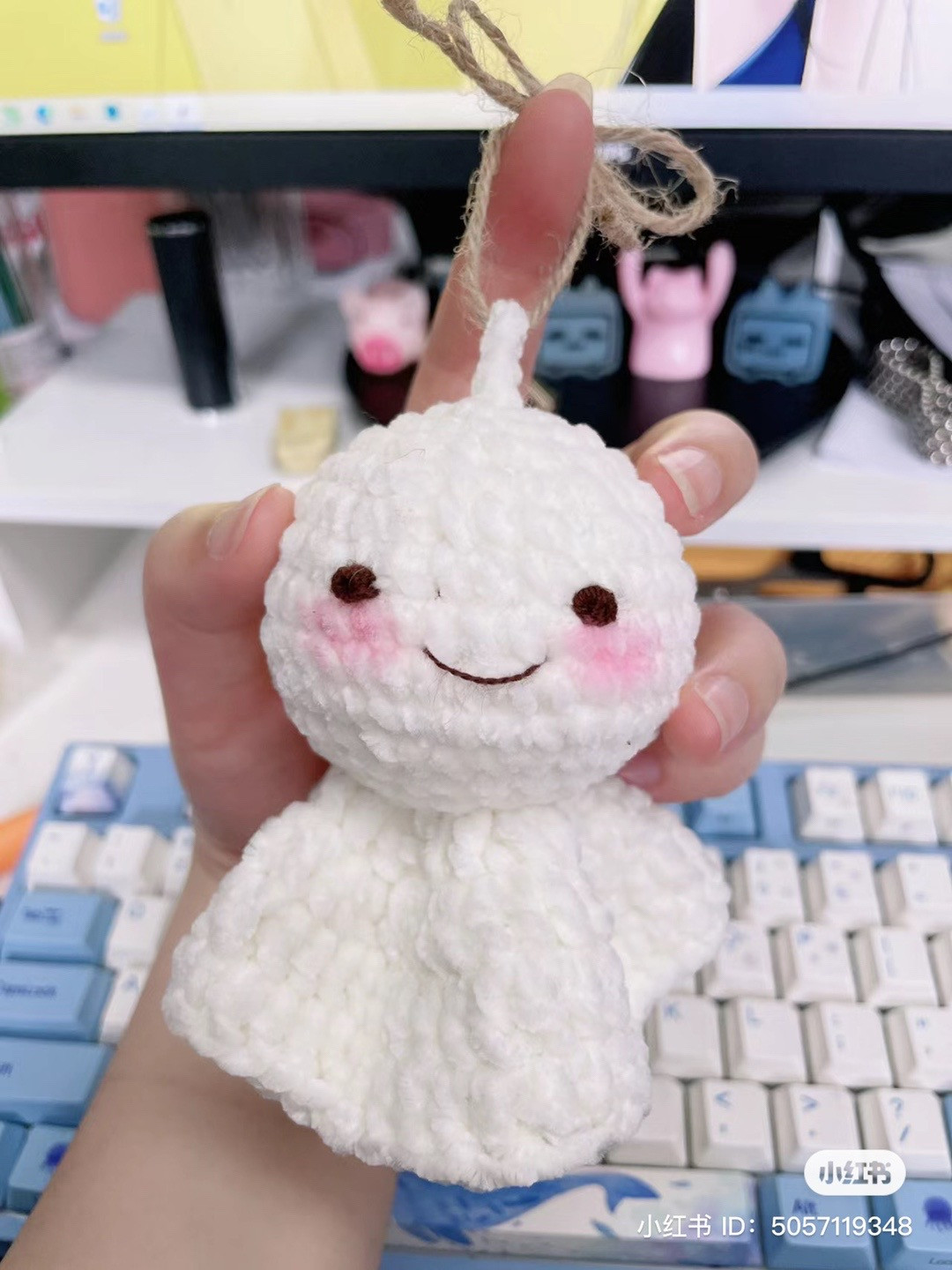 Charming Crochet Amigurumi Dolls with Scarves and Ties