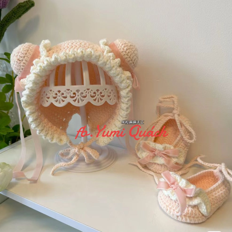 Crochet Baby Bonnet and Shoes with Ribbon Detail