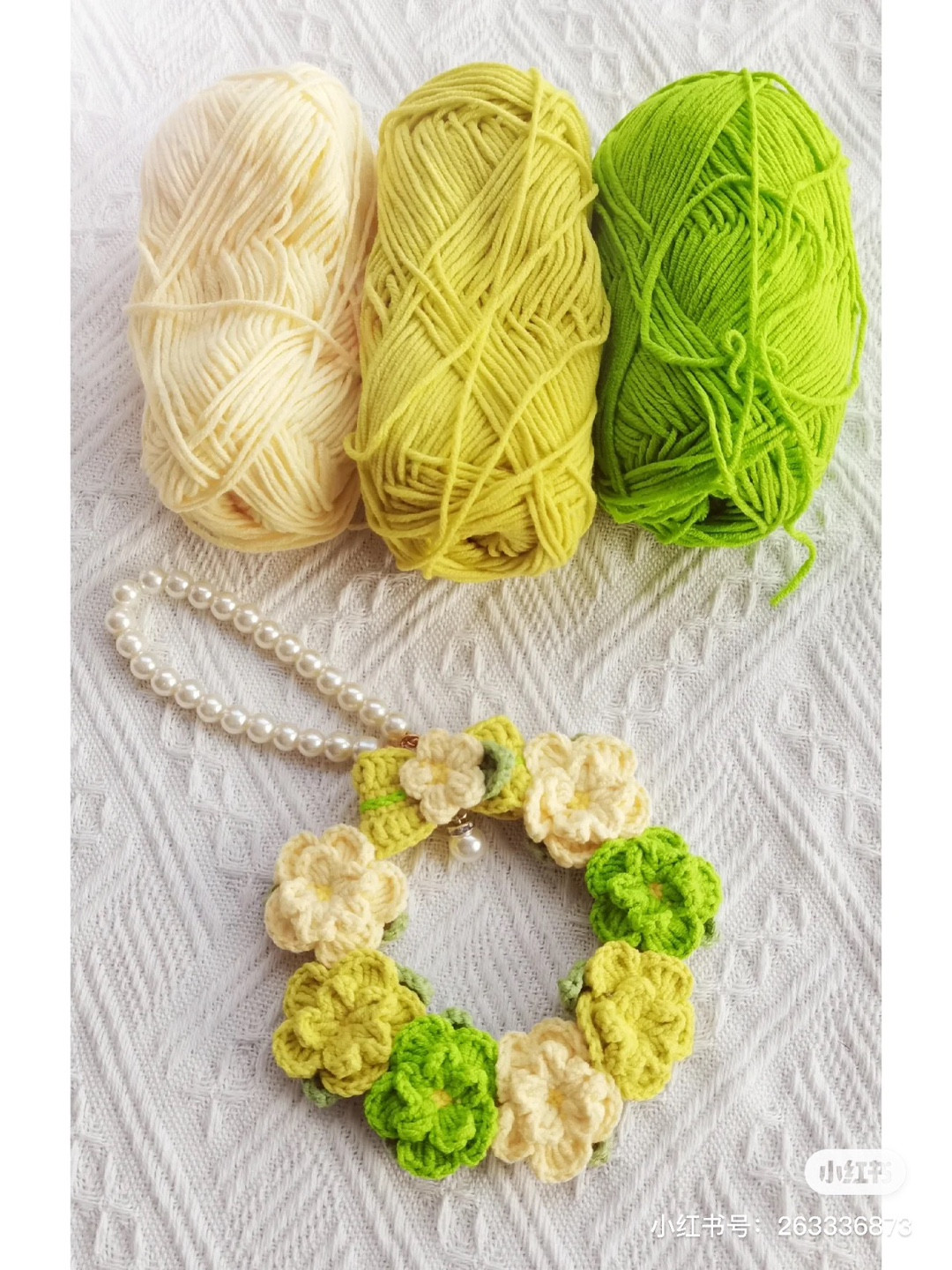 Crochet Floral Wreath Pattern with Pearl Beads