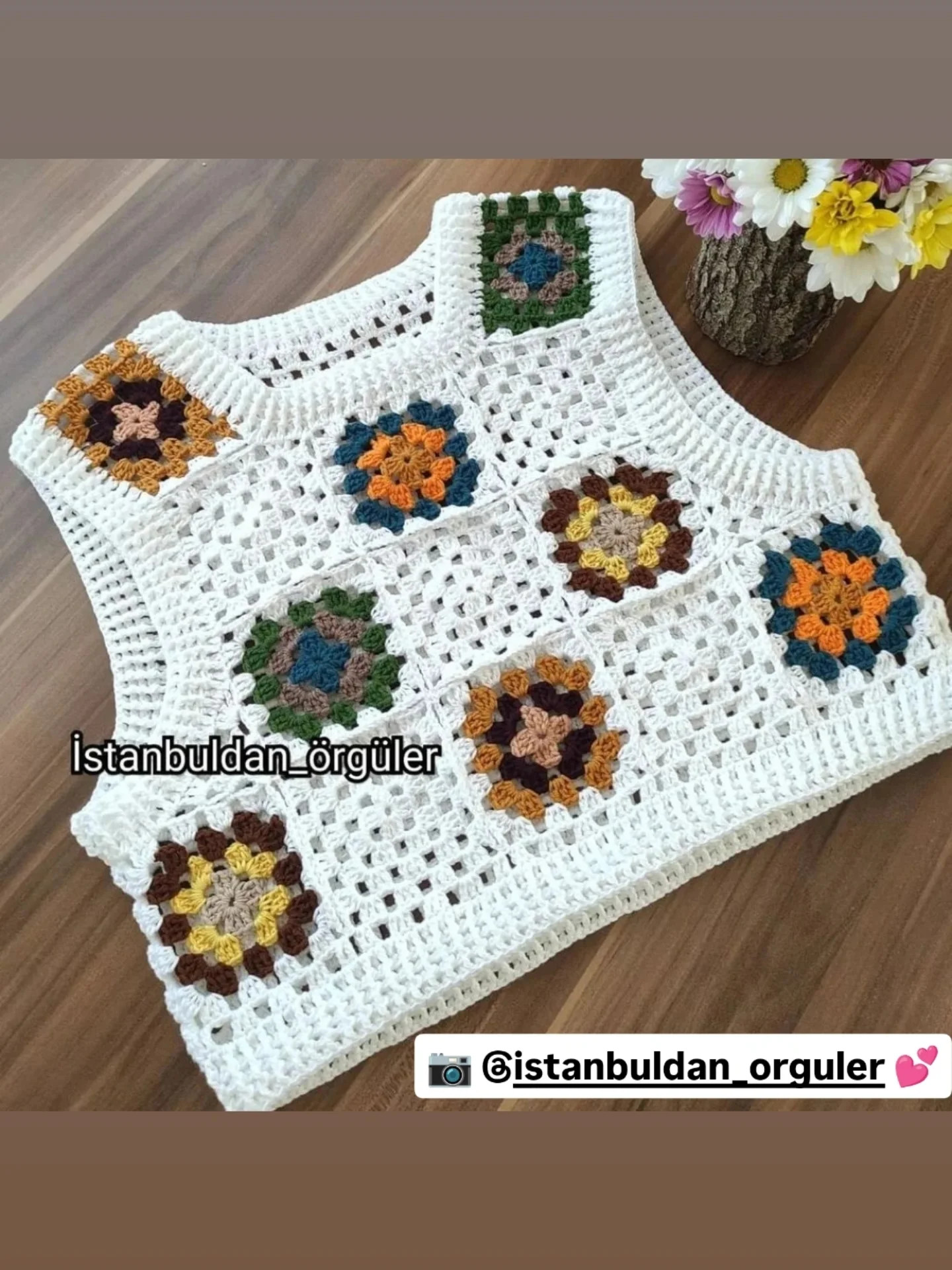 Crochet Pattern for Elegant Square Motif with Petal Design