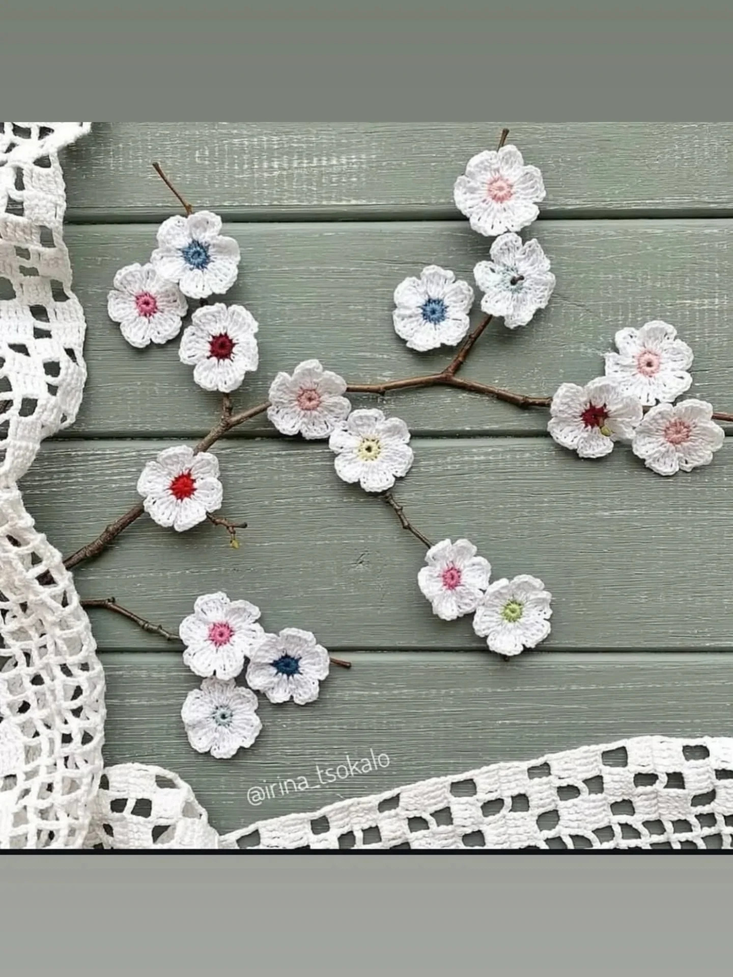 Crochet Pattern for Strawberry Granny Square