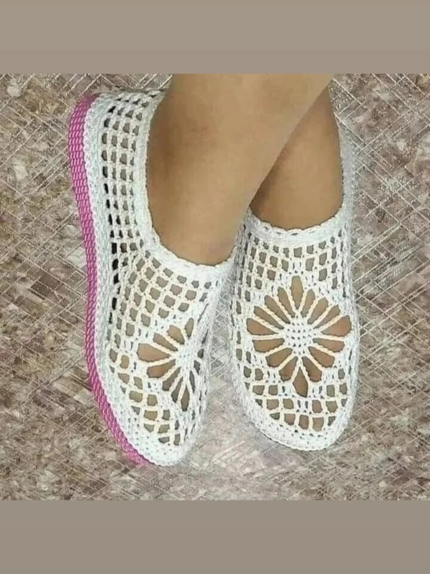 Crochet Snowflake Patterns for Festive Home Decorations