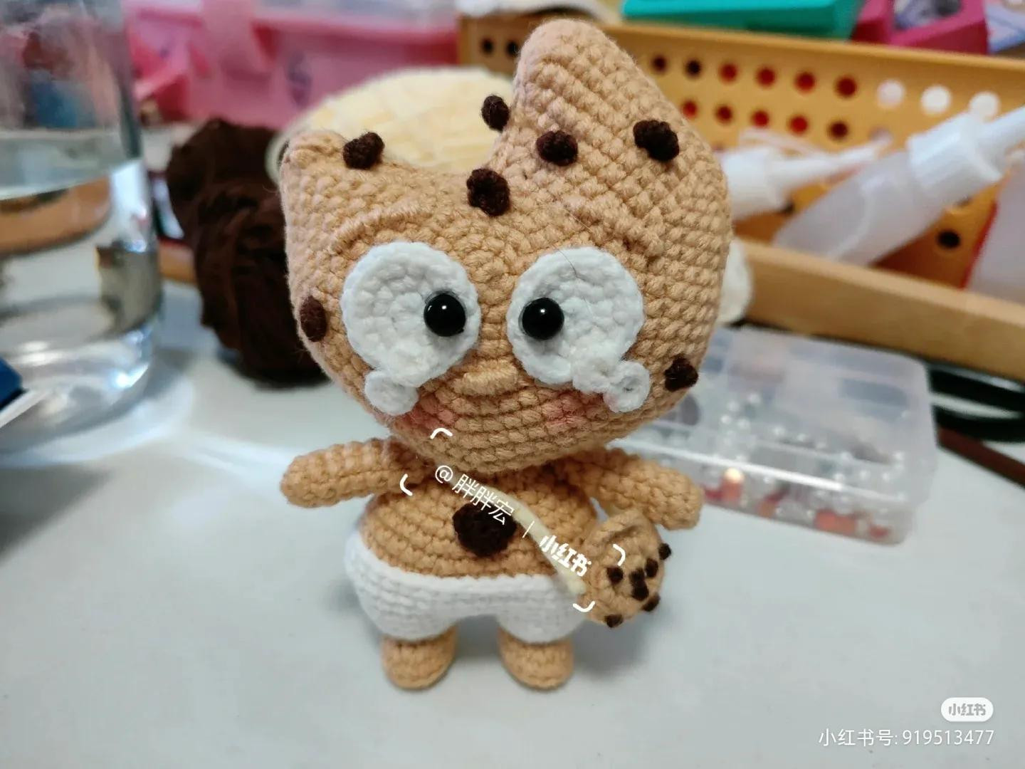 Cute Crochet Characters with Crying Faces and Fun Accessories