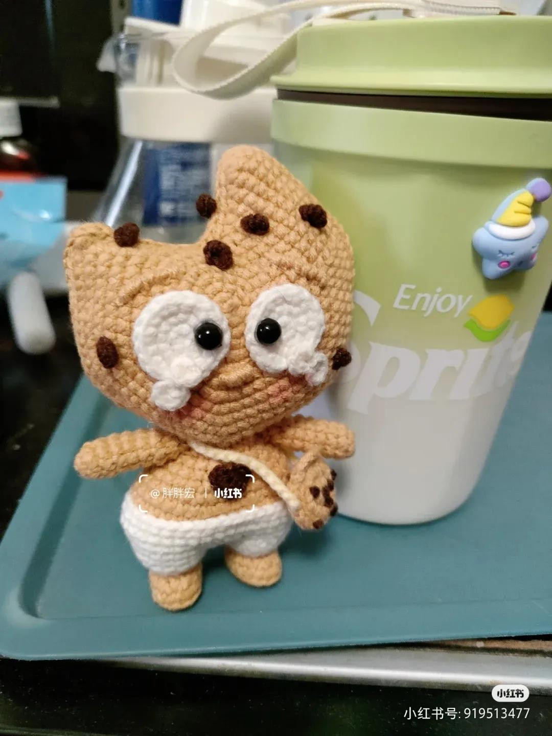 Cute Crochet Characters with Crying Faces and Fun Accessories