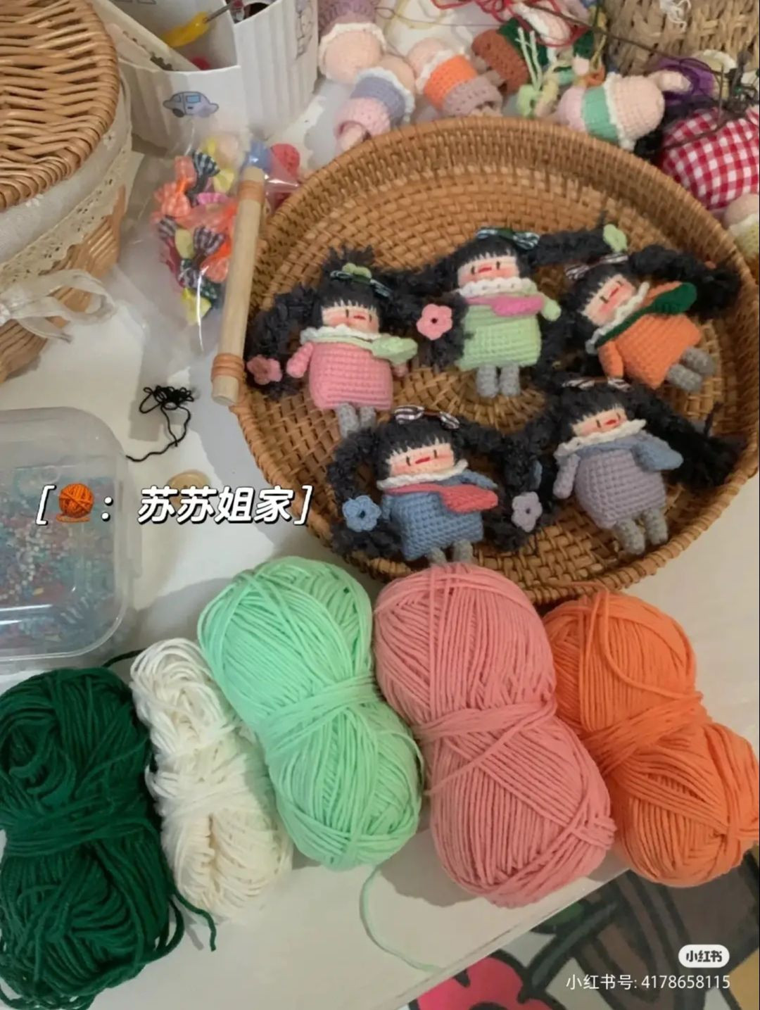 Cute Crochet Dolls Keychain Pattern for Beginners