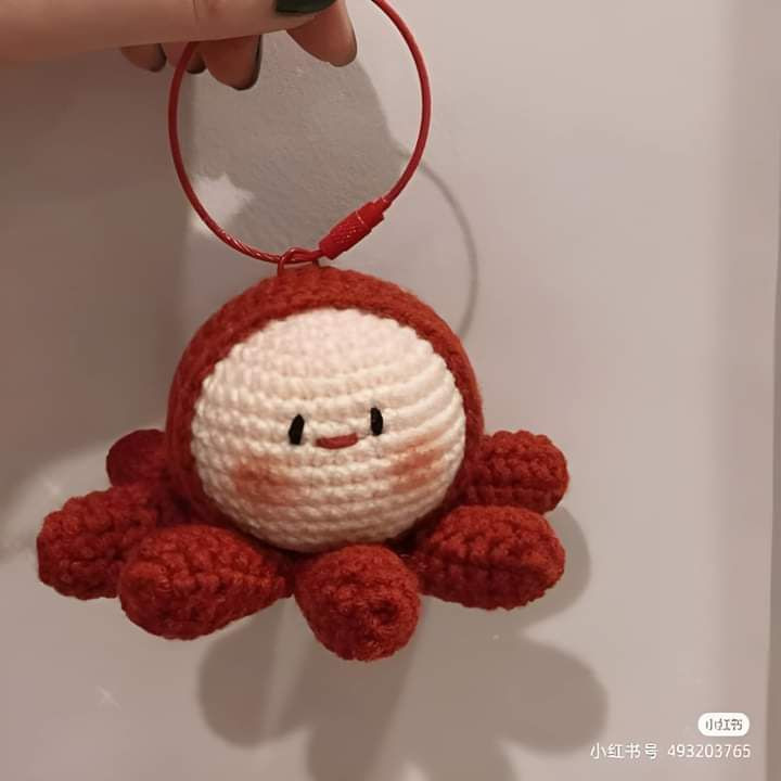 Cute Crochet Octopus Keychain with Smiling Face Pattern
