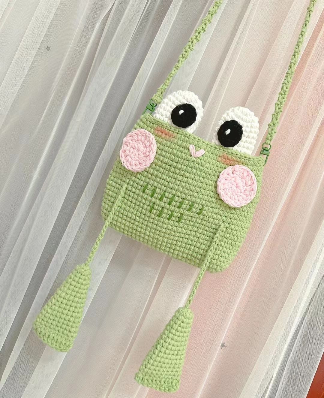 Cute Frog Crochet Bag Pattern with Pink Cheeks