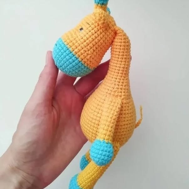 دستور بافت رایگان زرافه کوچولو