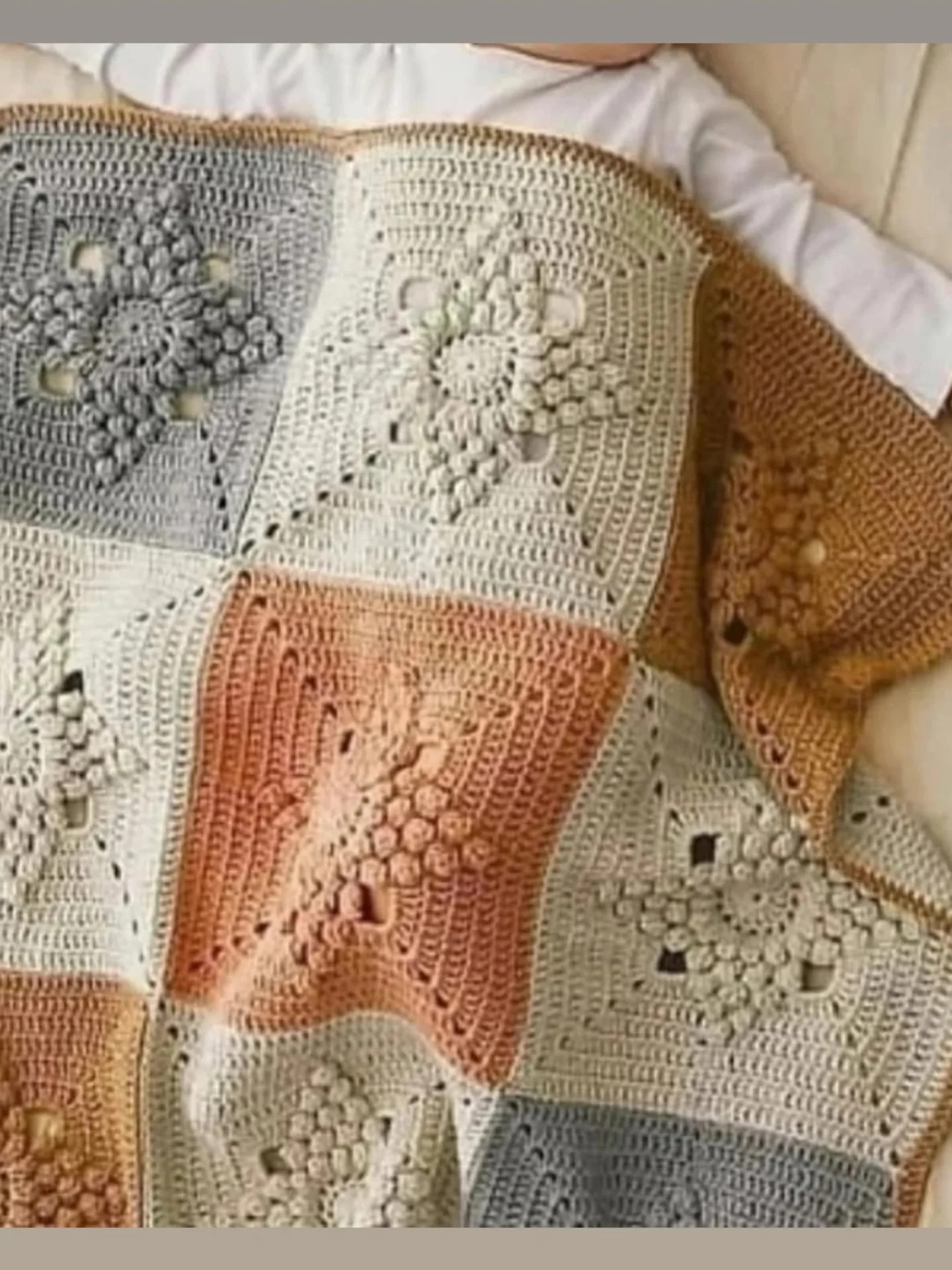 Elegant Crochet Doily Pattern with Detailed Instructions